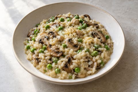 Mushroom and pea risotto — finished-dish illustration